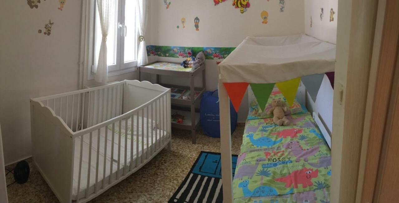 Villa Agia Marina 5M Walk To The Beach With Private Pool מראה חיצוני תמונה